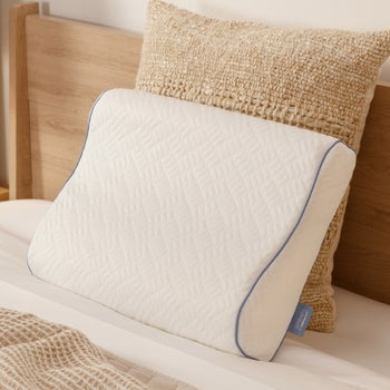 Serenity by Tempur-Pedic contour memory foam pillow