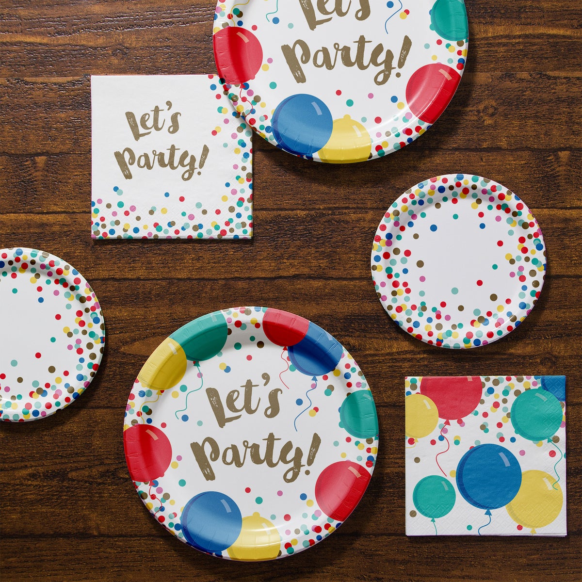 Artstyle festive paper plates and napkins for gatherings