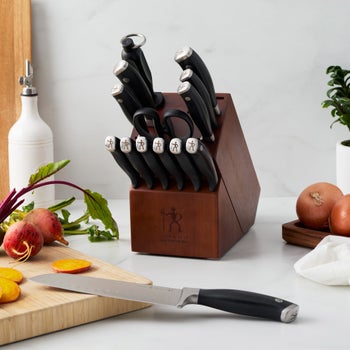 Henckels Forged Elite 15-piece kitchen knife set