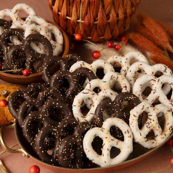 Sweet Penny autumn pretzel assortment 30-count