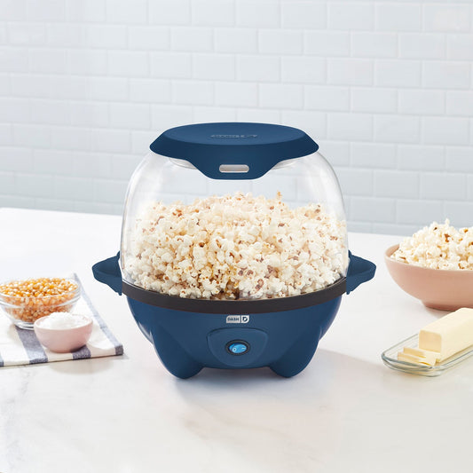 Dash popcorn maker with 5-quart capacity