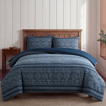 Pendleton Otero tan king jacquard comforter set