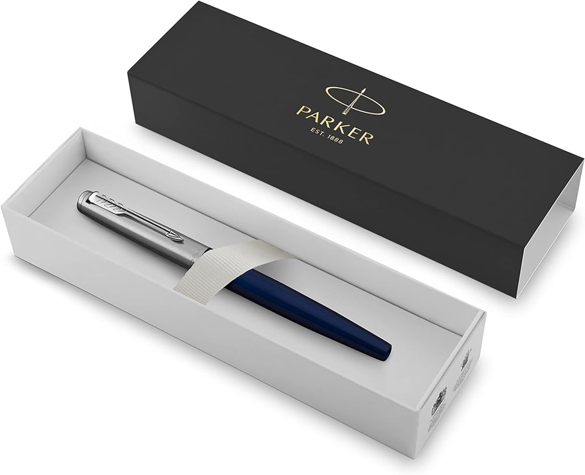 Parker royal blue fountain pen for writing