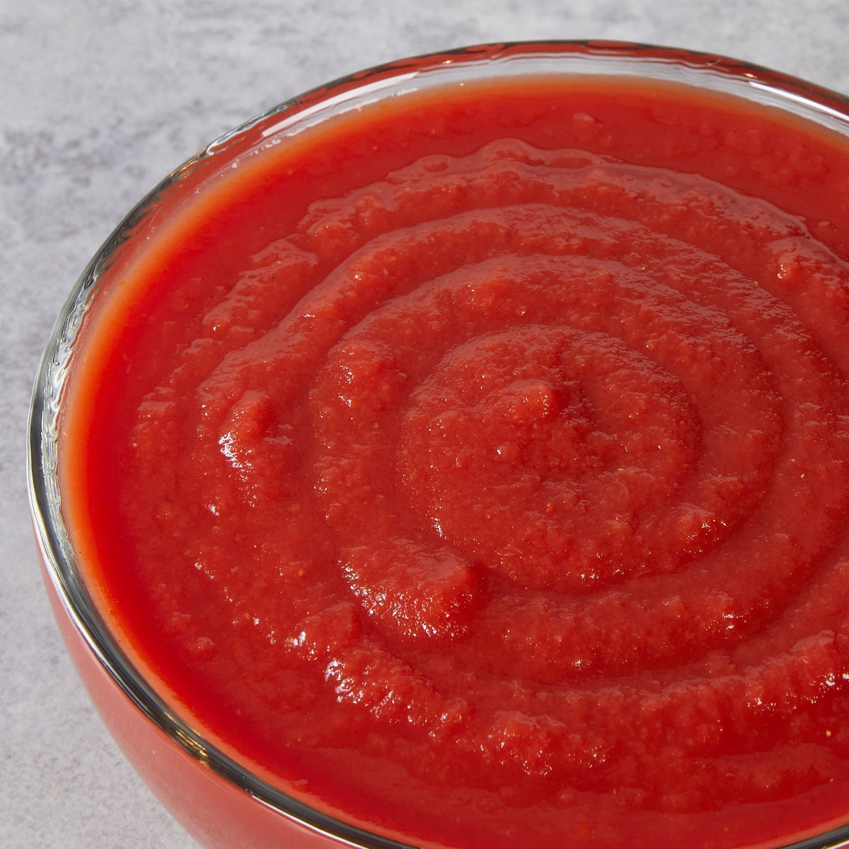 Kirkland Signature kosher tomato sauce cans