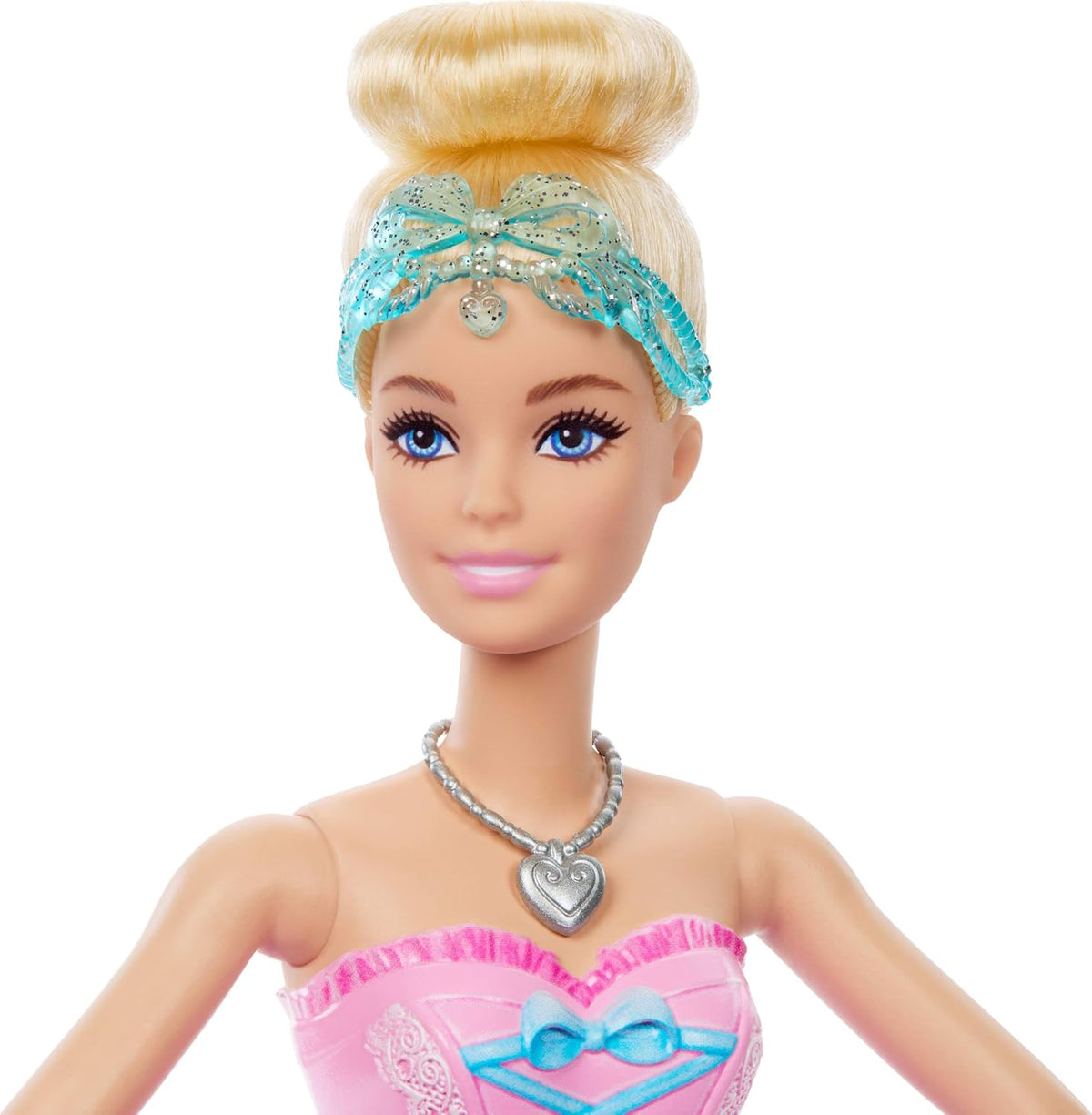Barbie in the Nutcracker Clara Doll giftbox packaging