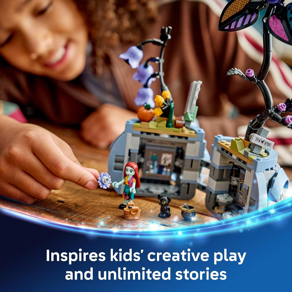 LEGO Sally’s secret kitchen playset details