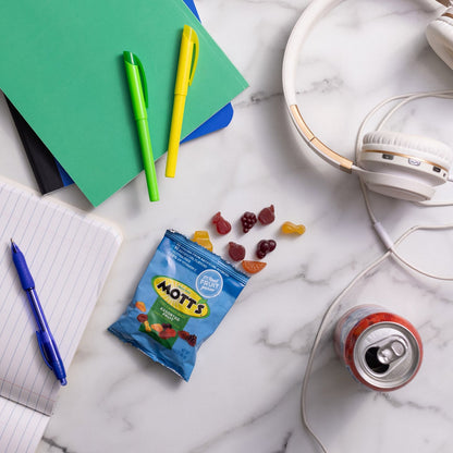 Mott's fruit snacks for lunchboxes and snacking