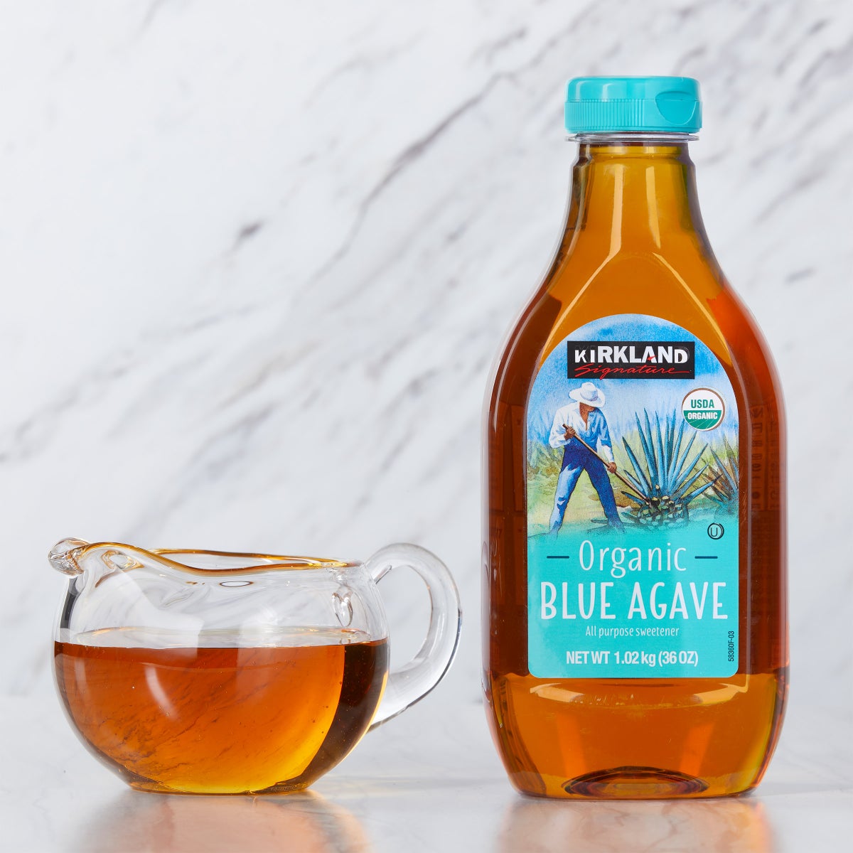 Organic blue agave syrup for pantry use