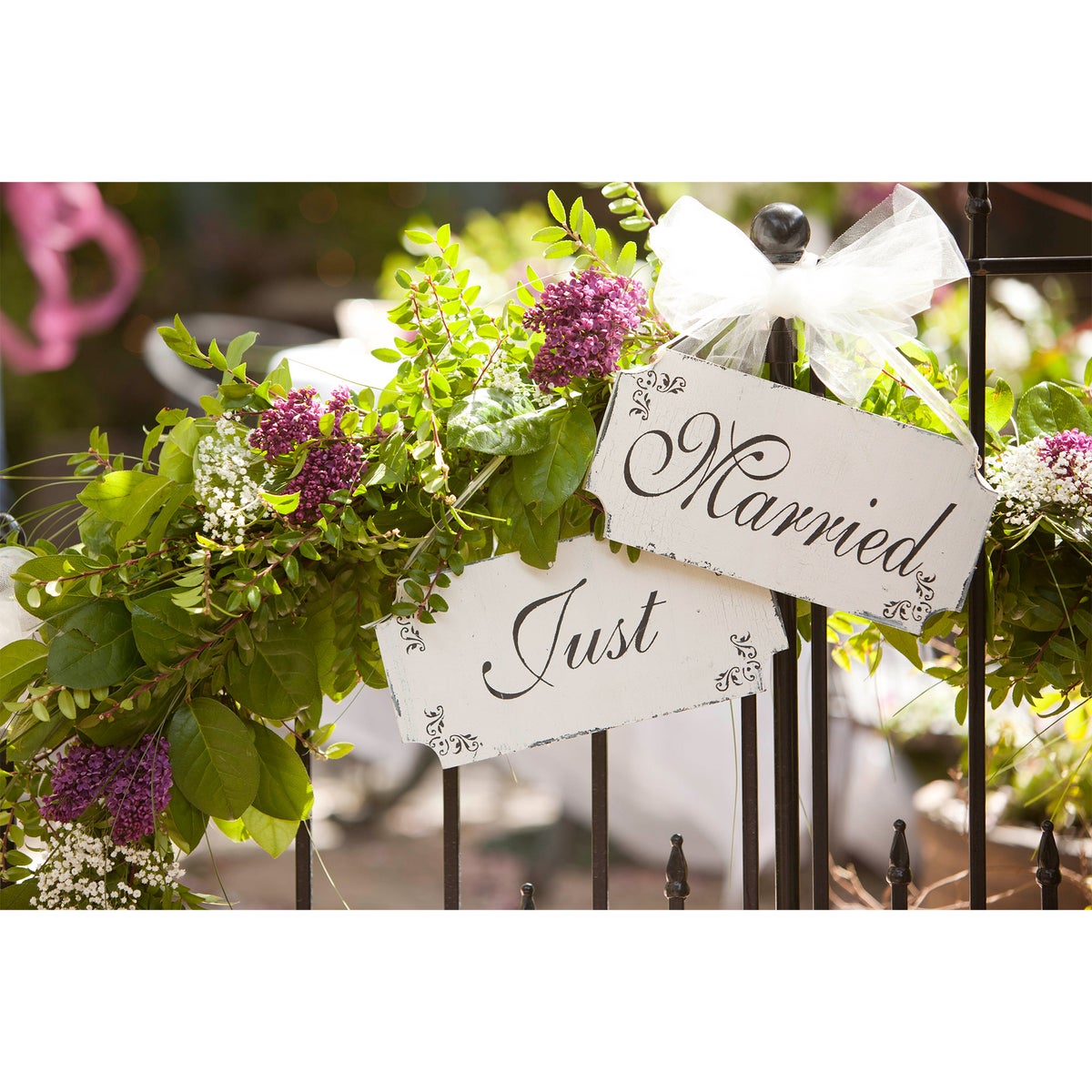Natural greenery garland for event styling