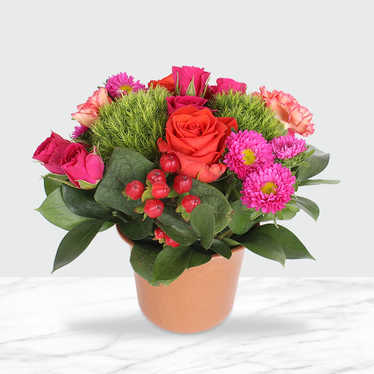 Seasonal floral centerpieces for weddings and holidays