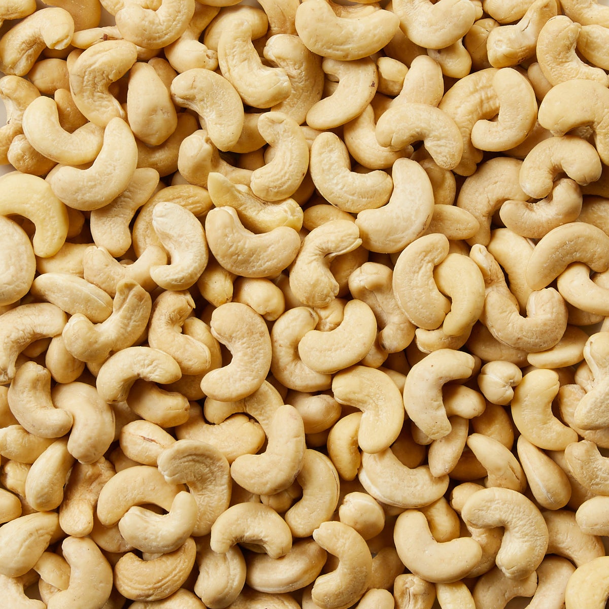 40 oz resealable pouch of Kirkland Signature cashews