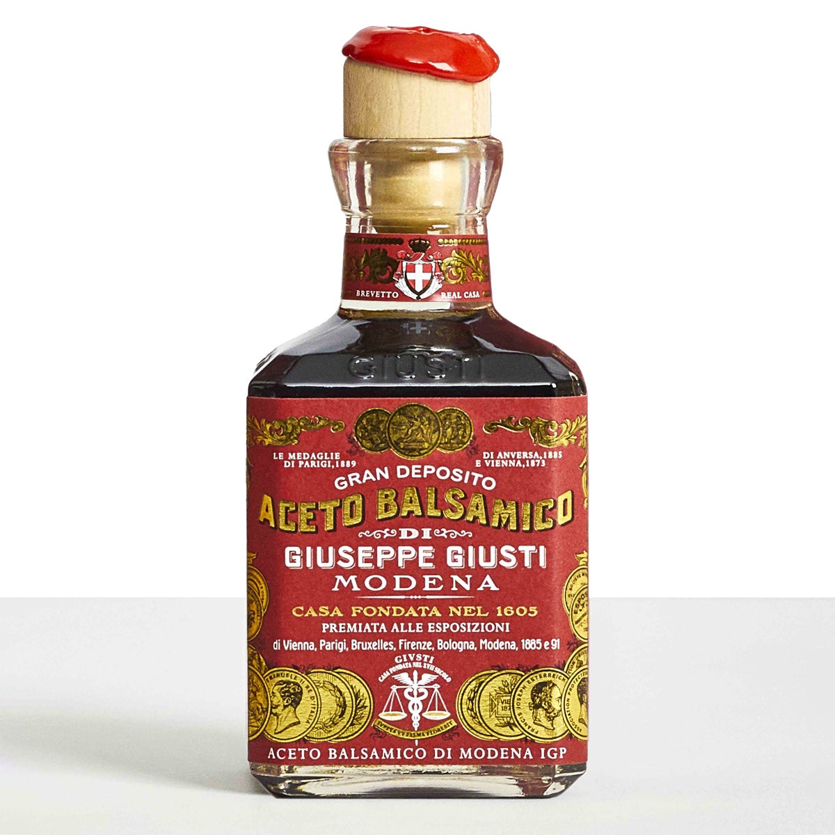 Giusti balsamic vinegar bottle in 8.4 oz size