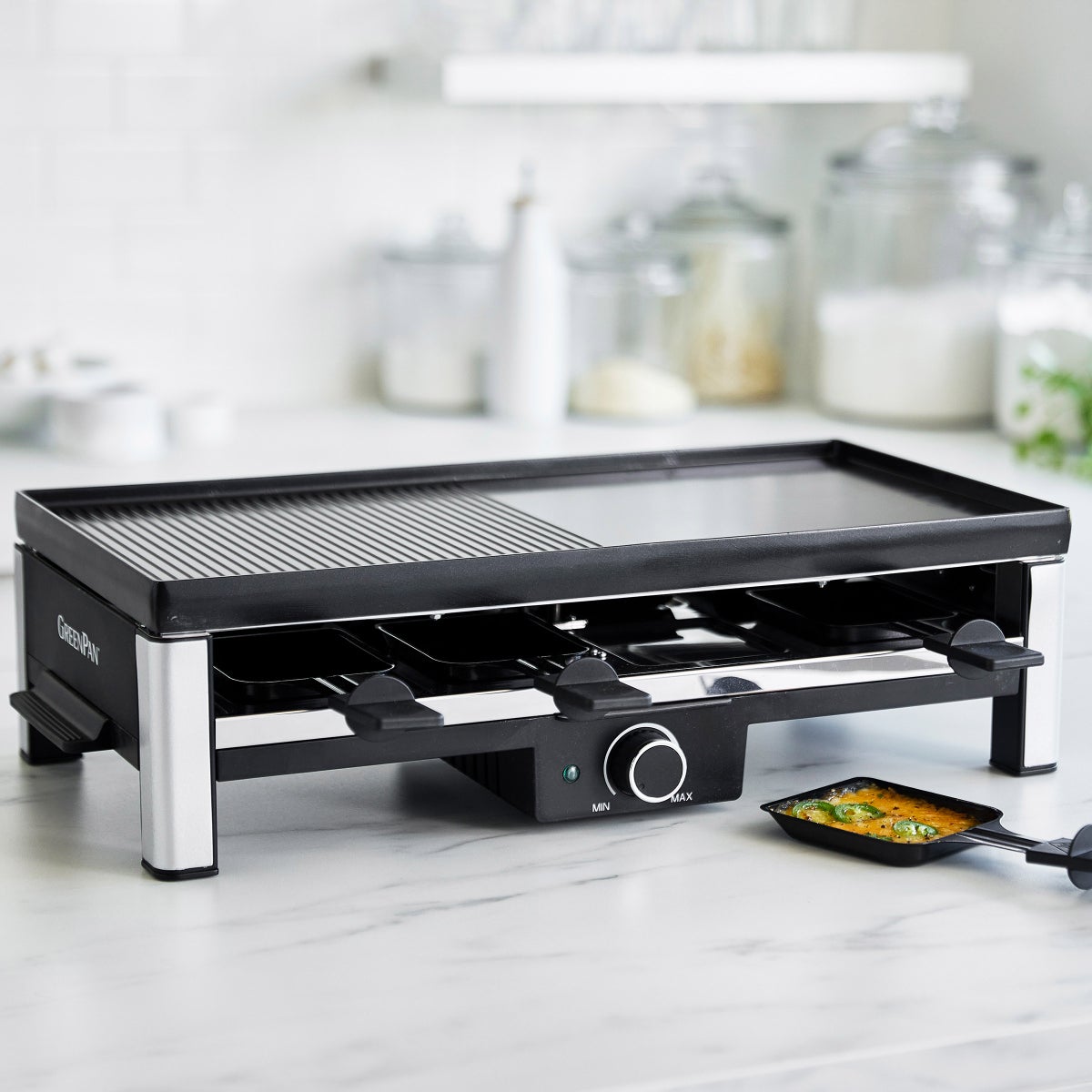 GreenPan electric grill with temperature control knob