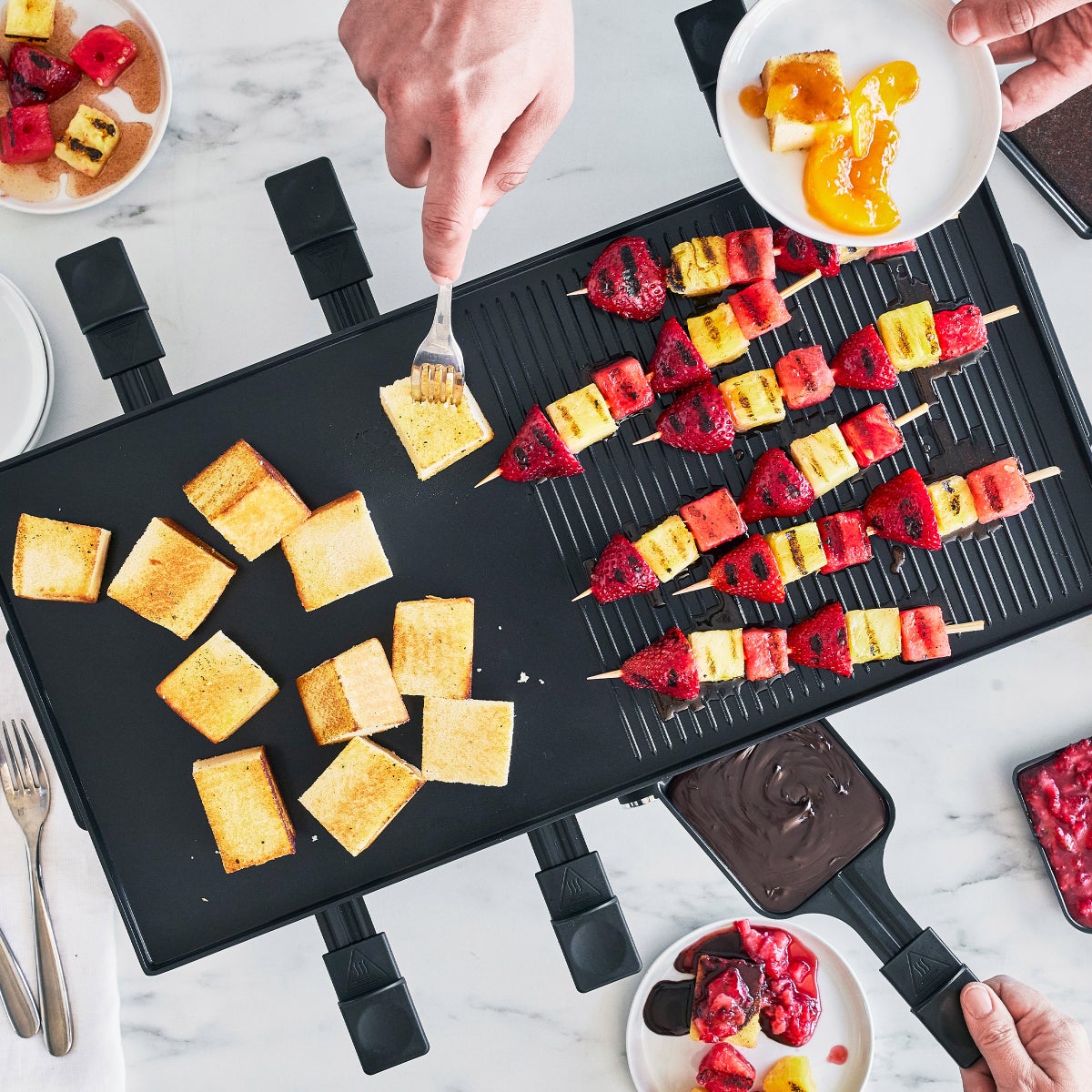 Versatile tabletop grill for breakfast and entertaining