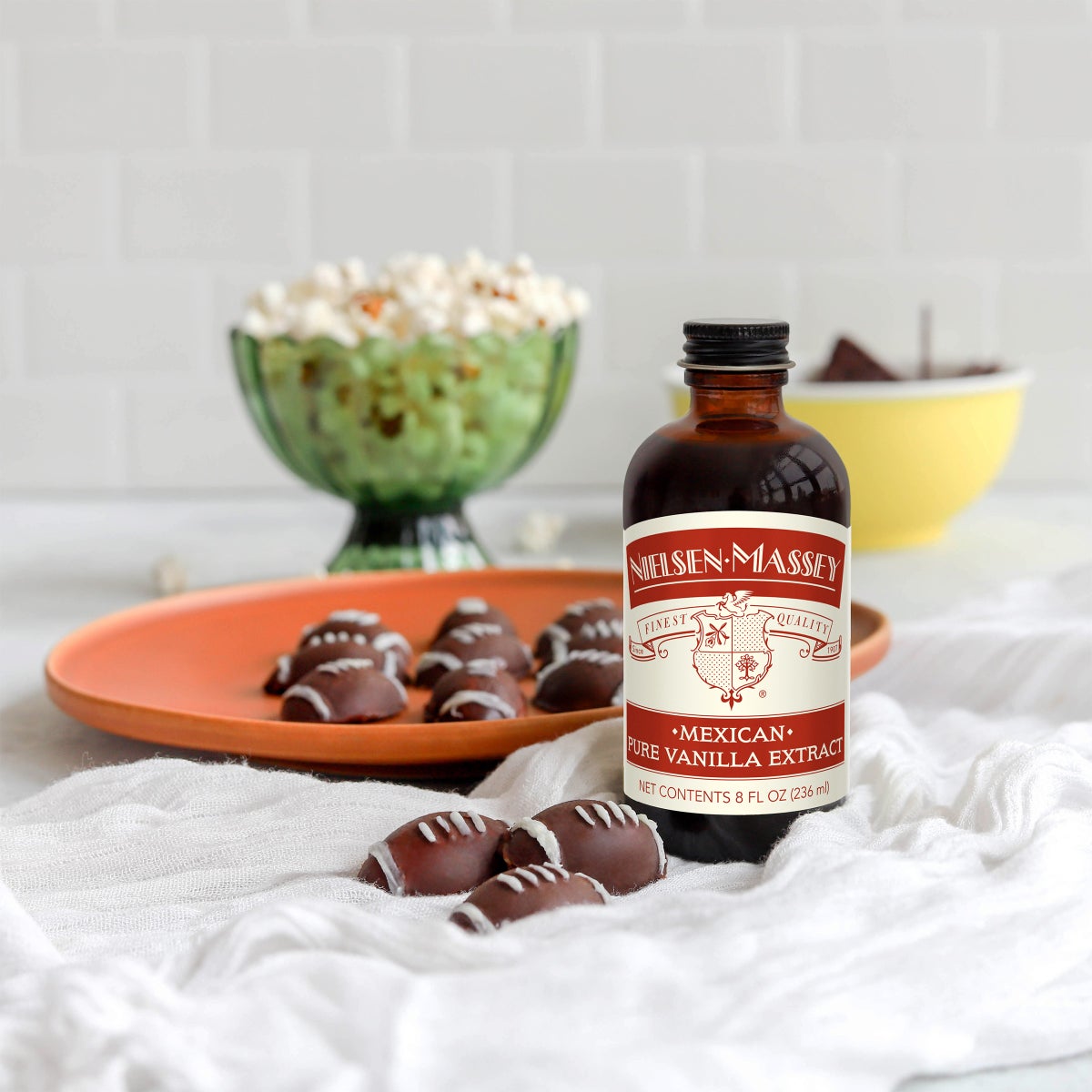 Kosher gluten-free vanilla extract bottles