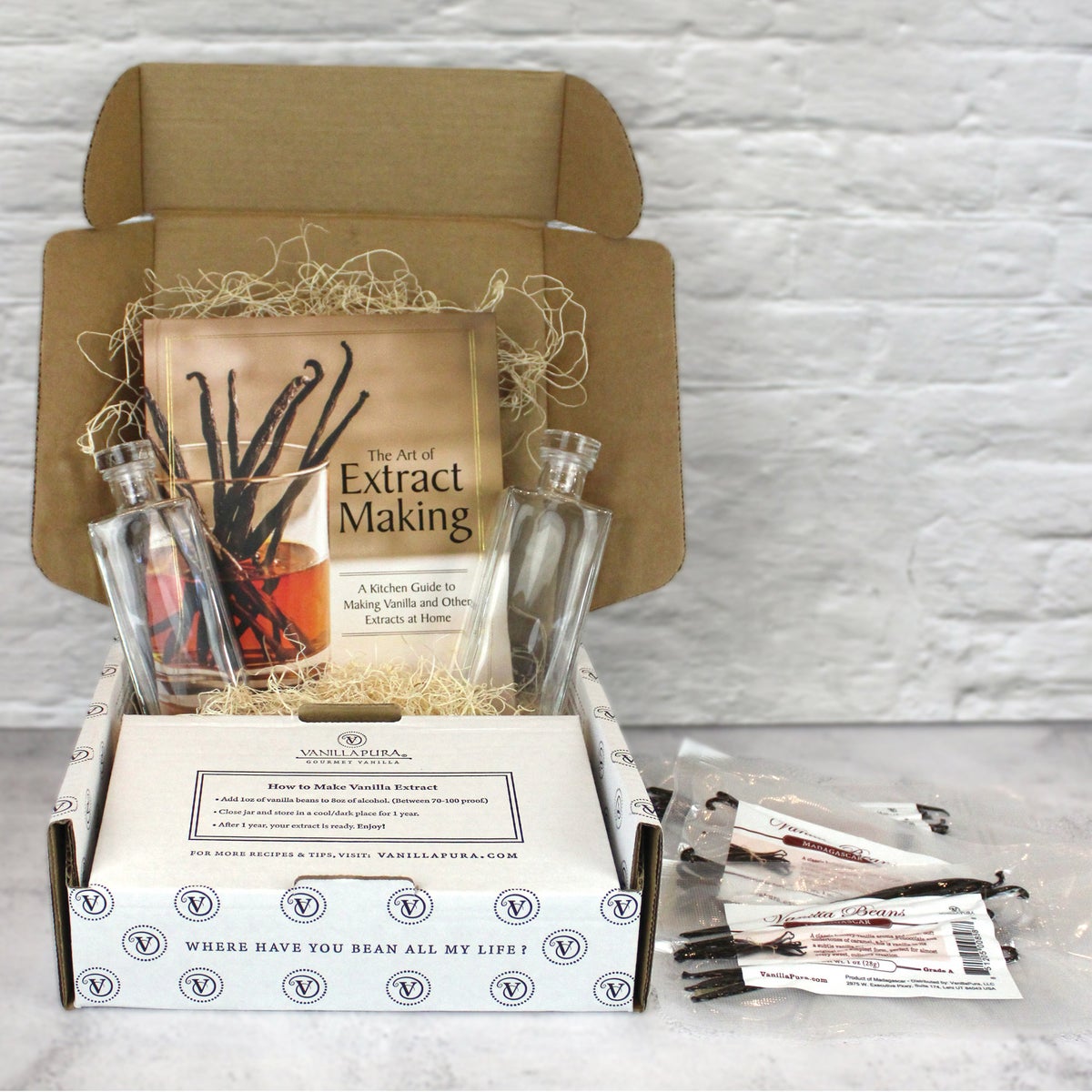 Vanilla extract making kit with beans and bottles