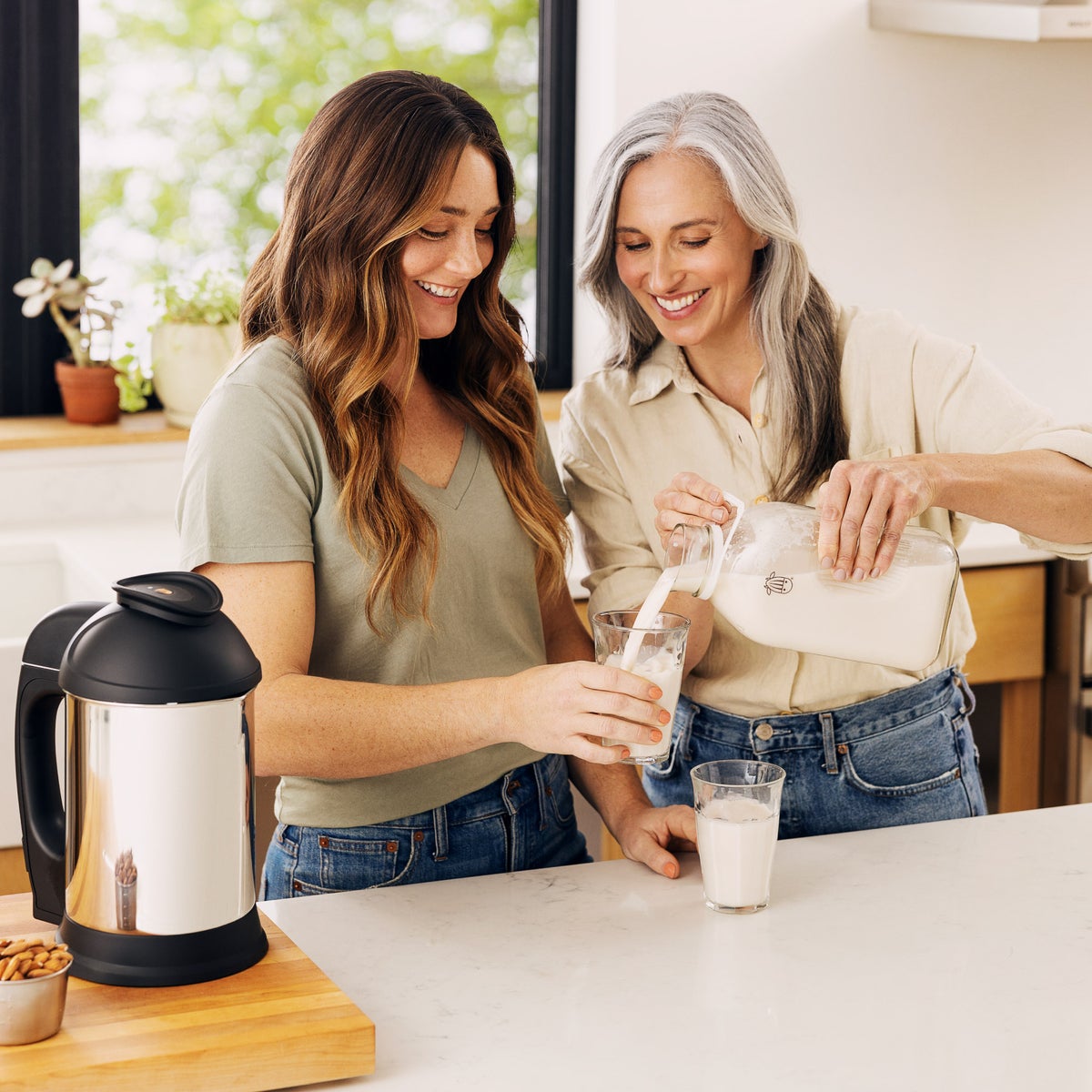 Almond Cow milk maker for homemade nut milk