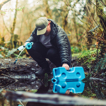 Emergency water purification kit with accessories