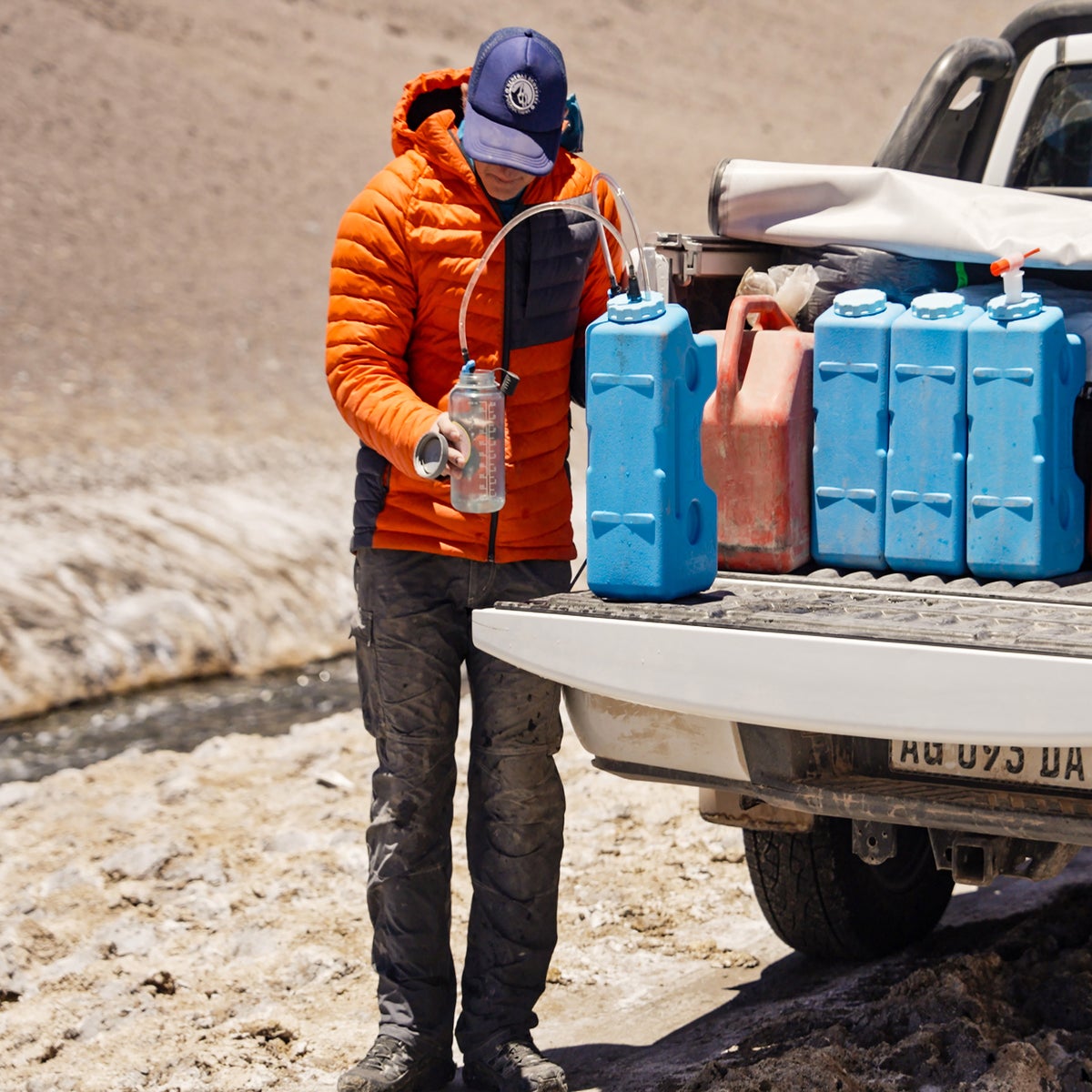 Portable water filter kit for preparedness