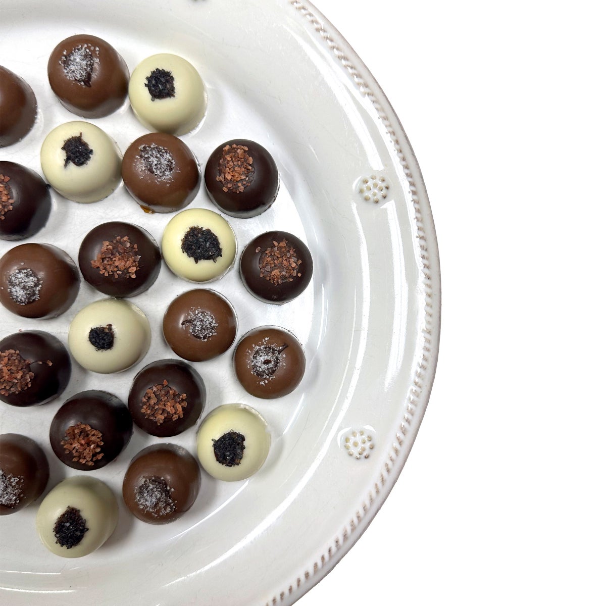 Knipschildt white chocolate pieces assortment