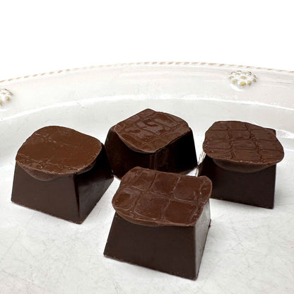 Knipschildt 8.8 oz chocolate truffles package