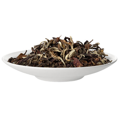 Loose leaf tea gift set with silver plated infuser