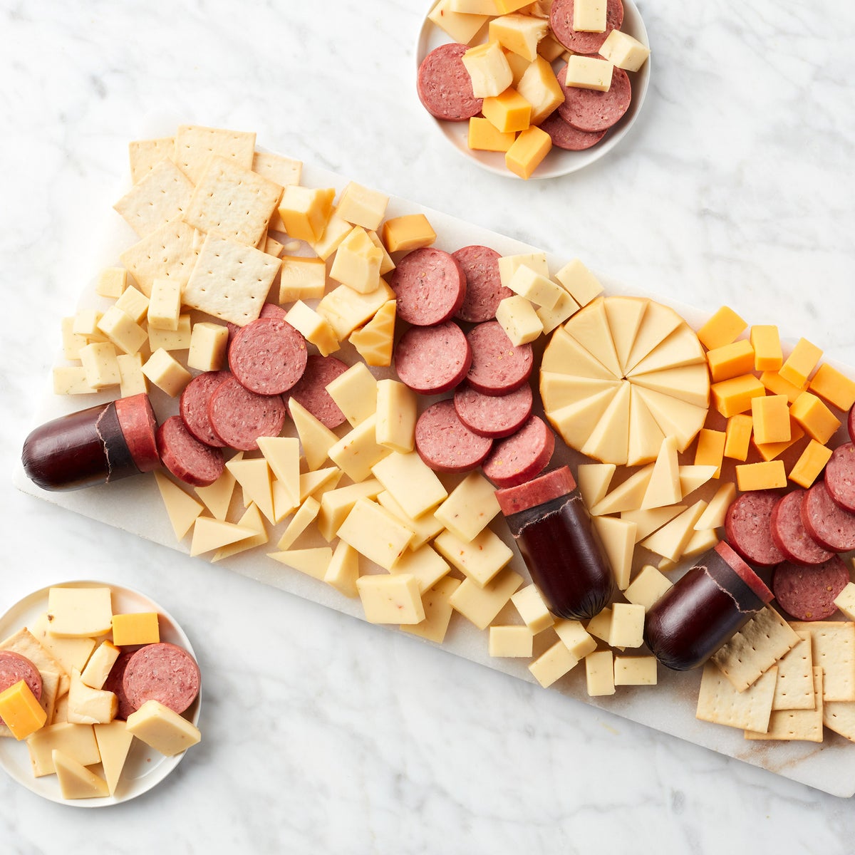 Traditional Hickory Farms holiday gift box assortment