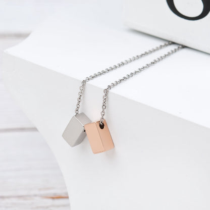 Anavia grandma necklace with quote-printed wish card