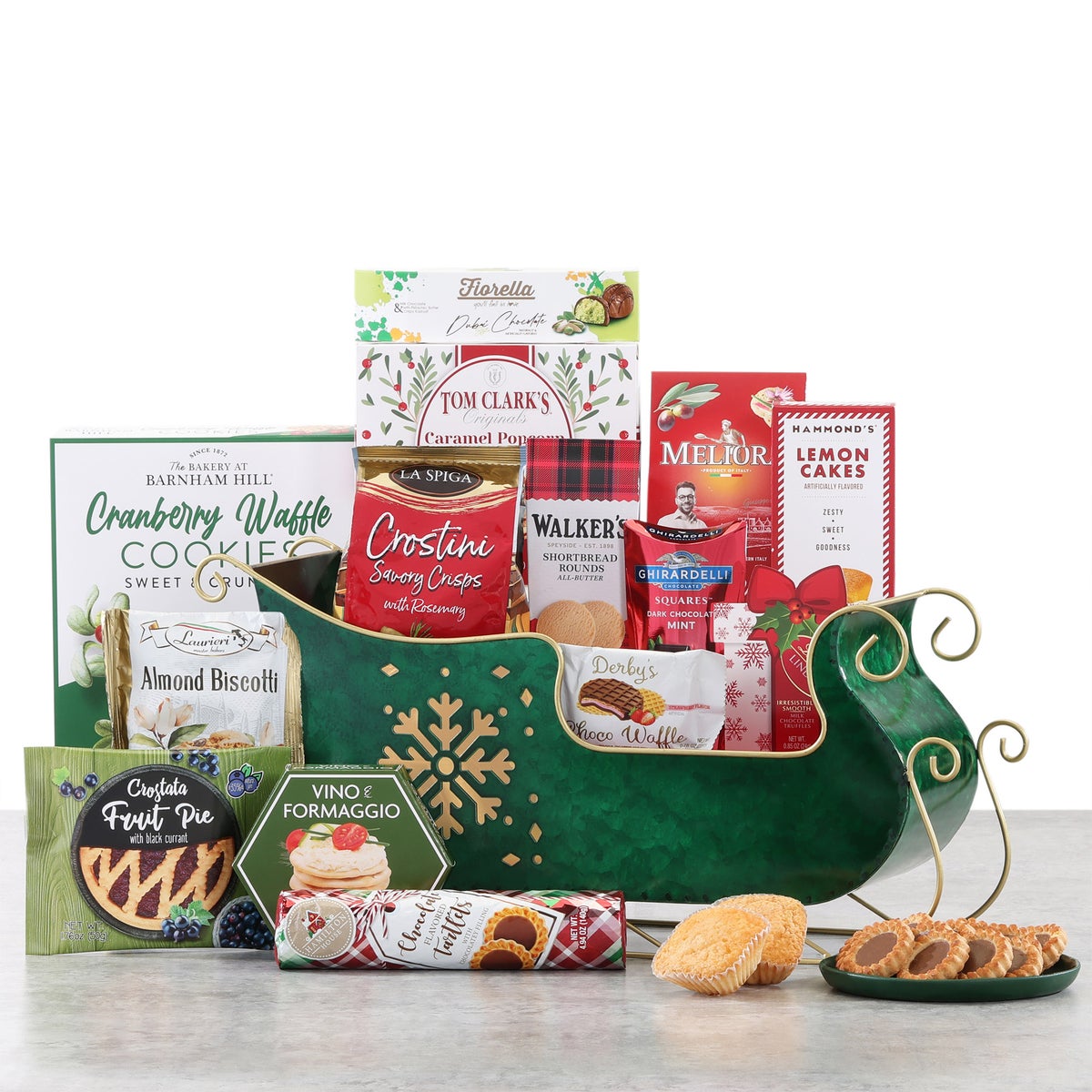 Green sleigh gift basket with smoked gouda spread