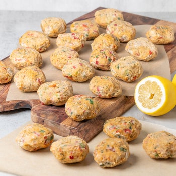 Northern Fish Dungeness crab cakes 24-count package