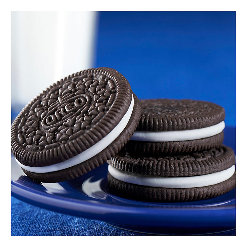 Oreo classic chocolate sandwich cookies