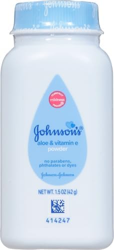 Johnson's Baby Cornstarch Baby Powder with Aloe and Vitamin E for Delicate Skin, Hypoallergenic, No Addded Parabens, and Dyes for Gentle Baby Skin Care, Baby Essentials, 1.5 oz