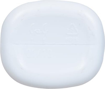 Johnson's Baby Cornstarch Baby Powder with Aloe and Vitamin E for Delicate Skin, Hypoallergenic, No Addded Parabens, and Dyes for Gentle Baby Skin Care, Baby Essentials, 1.5 oz