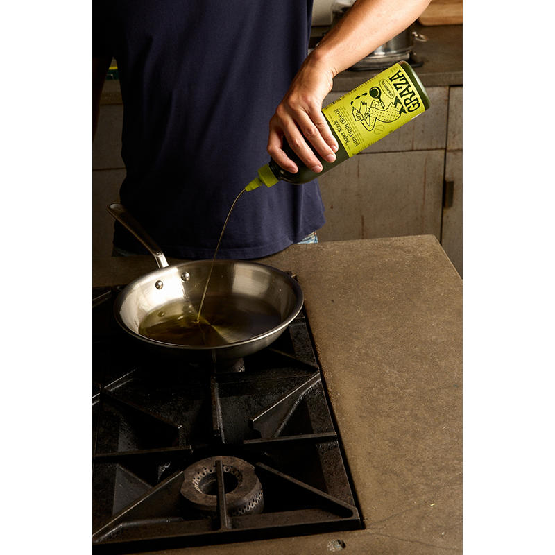 Graza cooking olive oil with mellow flavor