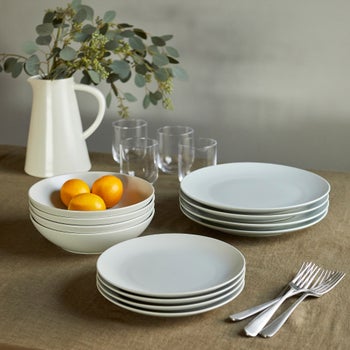 Year & Day light gray 12-piece dinnerware set