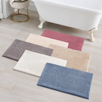 Charisma ivory Drylon diamond bath rugs 2-pack