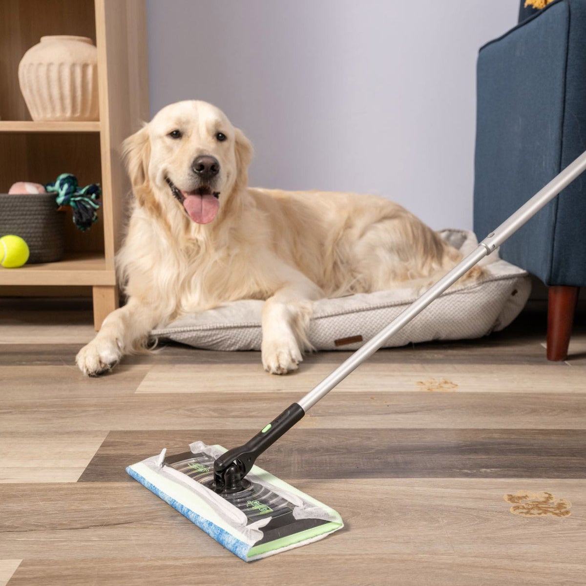 Swiffer wet mopping cloths for multi-surface cleaning