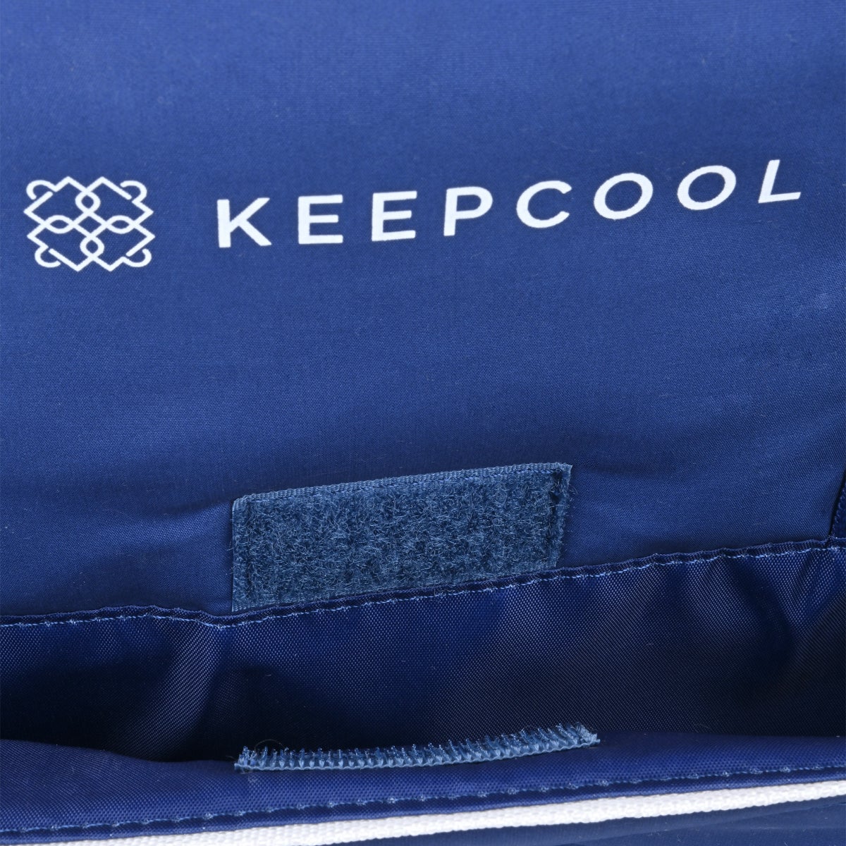 KeepCool large cooler bag for drinks and snacks