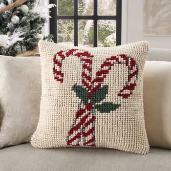Mina Victory 22 x 22 textured snowflake holiday throw pillow