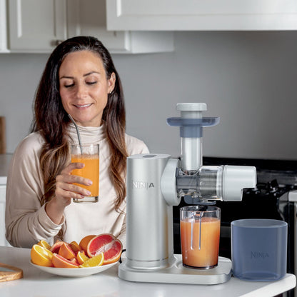 Ninja 3-in-1 juicer with pulp container