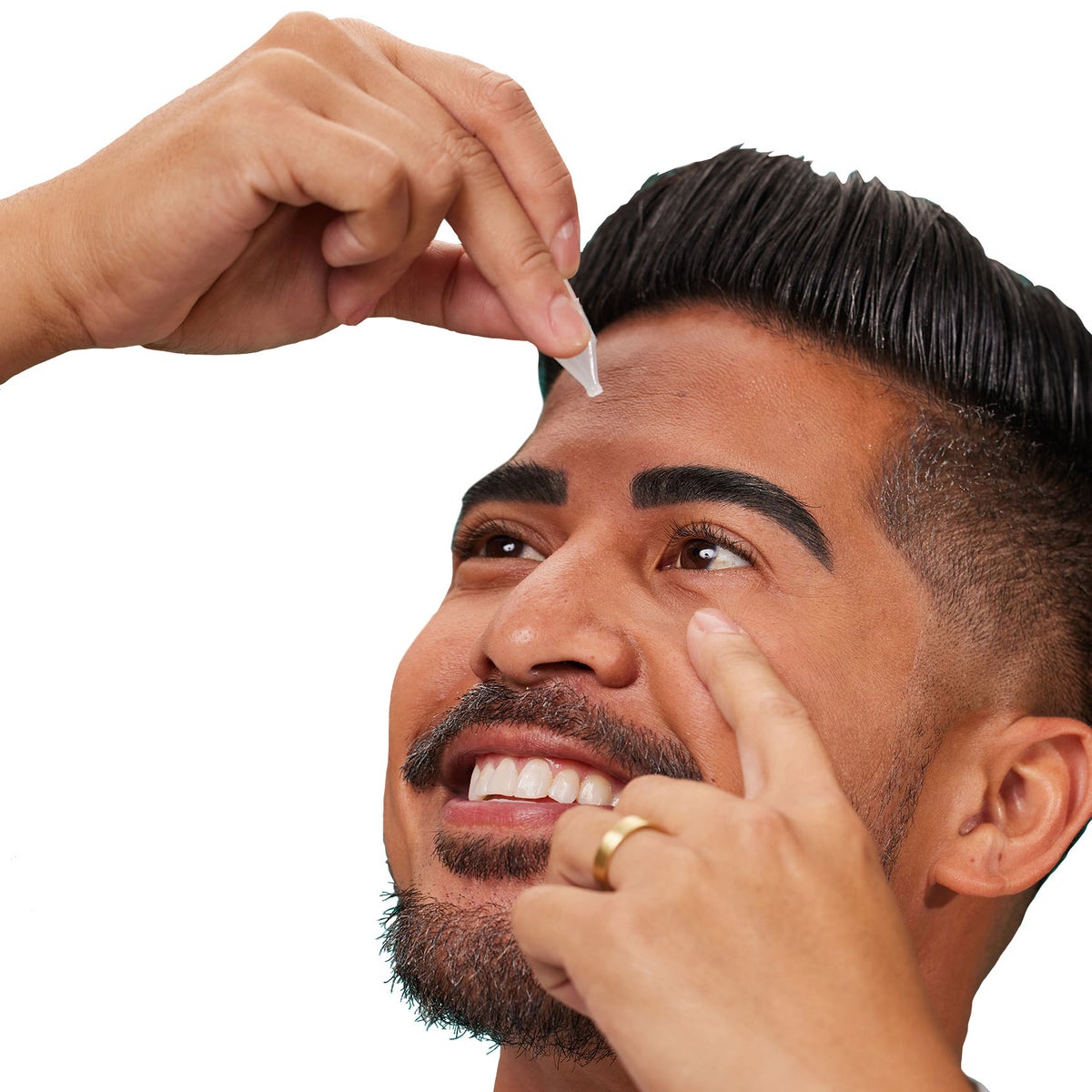 Refresh Plus lubricant eye drops close-up