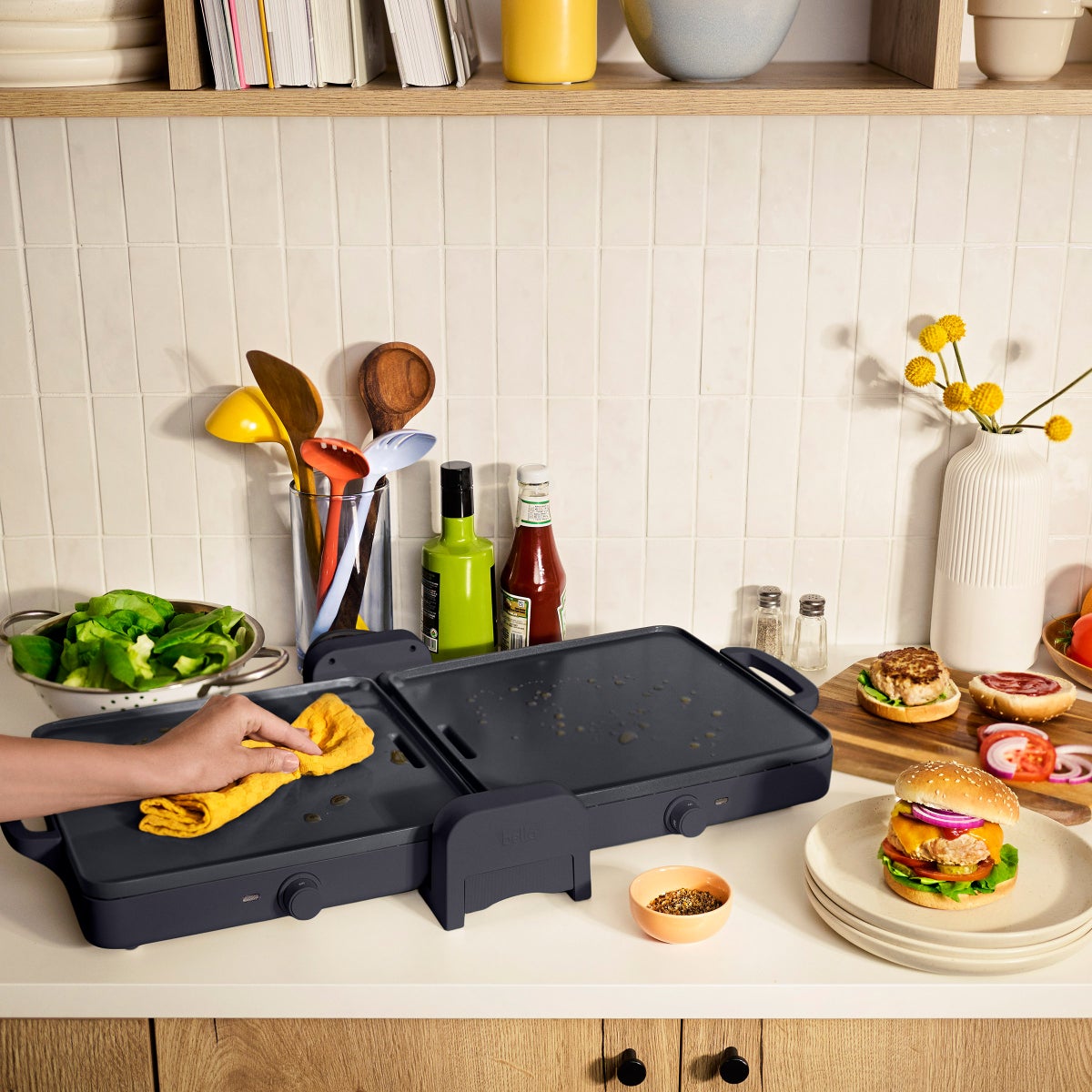 bella griddle with cord wrap