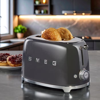 SMEG 50s style dark gray 2-slice toaster