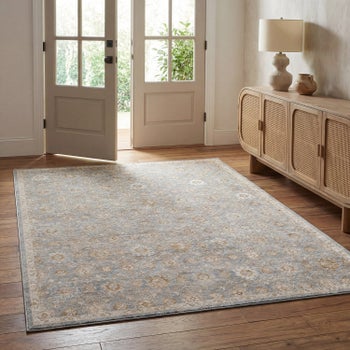 Surya Davinci Ashbourne Blue 5 x 7 area rug