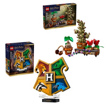 LEGO Harry Potter Hogwarts Crest and Herbology bundle