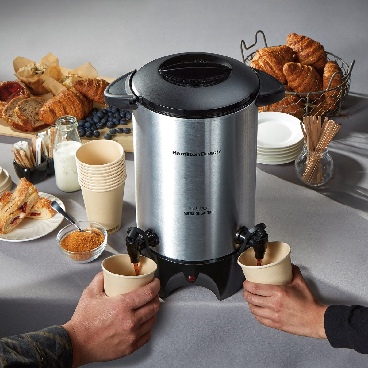 45 cup Hamilton Beach urn for serving groups