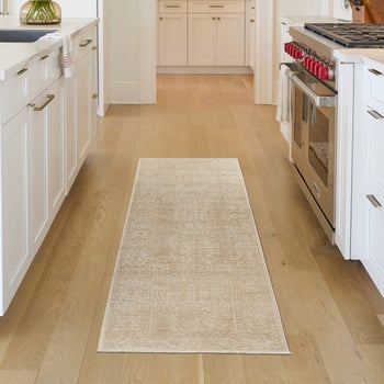 Nourison Pure Home linen geometric runner rug 2’2” x 7’6”