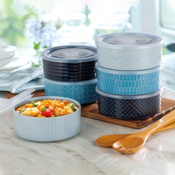 Signature Housewares decorative food storage bowls with lids