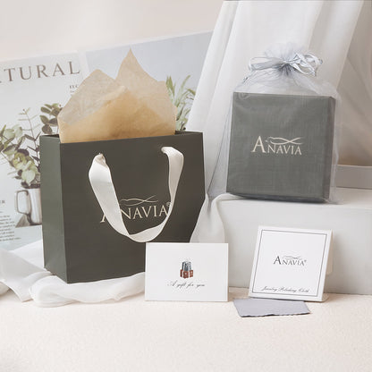 Anavia Christmas pearl necklace with message card