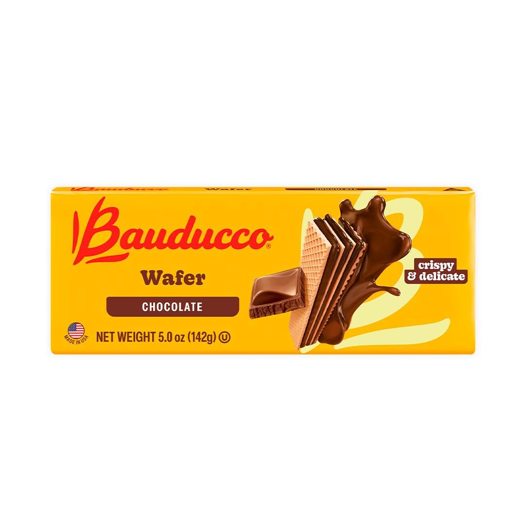 Crispy Bauducco chocolate wafer cookies
